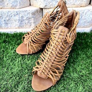 Apple Bottom women's brown laced wedge heels